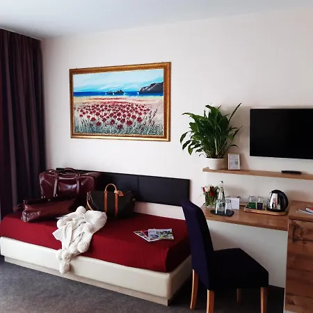 Schwarzwaldhotel Sonne Szálloda Baden-Baden