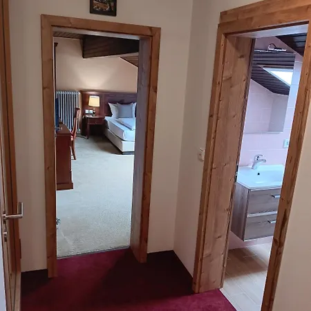 Schwarzwaldhotel Sonne Szálloda 3*