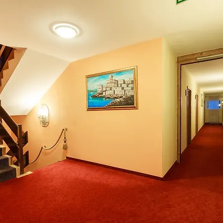 Szálloda Schwarzwaldhotel Sonne Baden-Baden